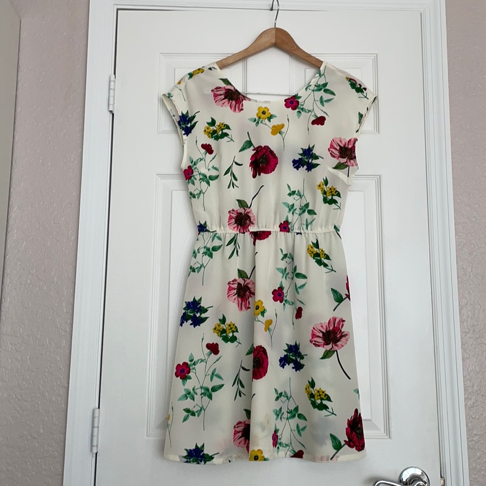 🔥 NWOT Old Navy floral dress